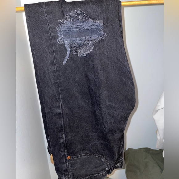 LEVIS SKINNY CUT RIPPED JEANS - Picture 1 of 3